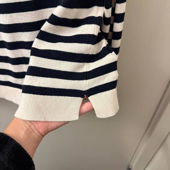 Zara cream and black stripe knit top Long sleeve round neck sweater size medium - Picture 5 of 9